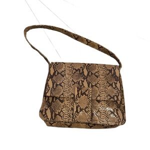 Elegant Faux Snakeskin Shoulder Bag